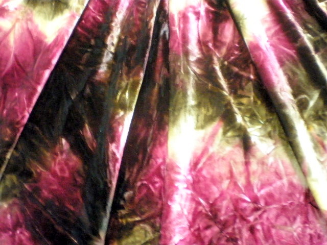15.Wine-Brown Tie-Dye Velvet